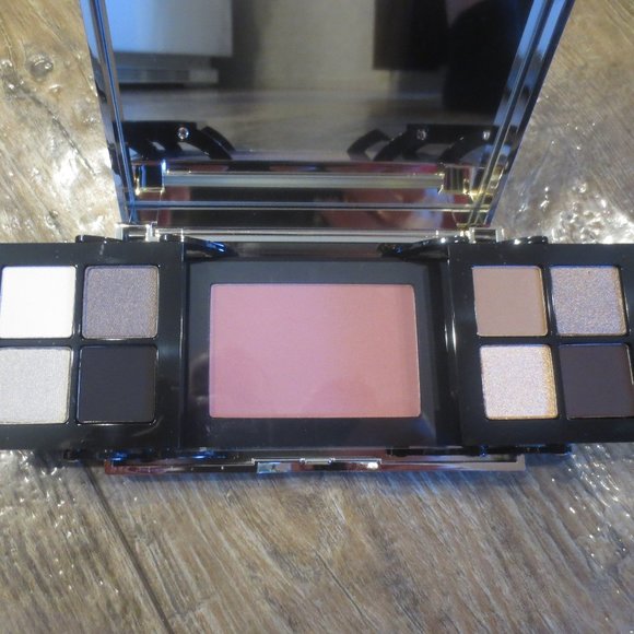 Authentic Bobbi Brown It's Your Party Eye & Cheek Palette Eye Shadow & Blush - Picture 1 of 9